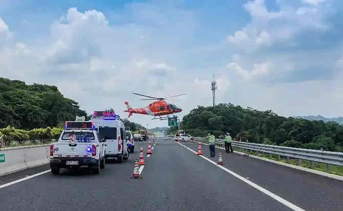 合川区高速公路汽车救援案例
